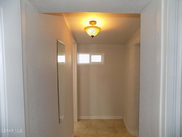 3525 WYOMING Avenue, El Paso, TX 79903