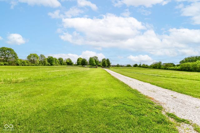 2345 S Honey Creek Road, Greenwood, IN 46143