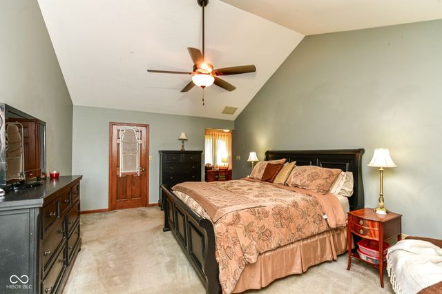 2345 S Honey Creek Road, Greenwood, IN 46143