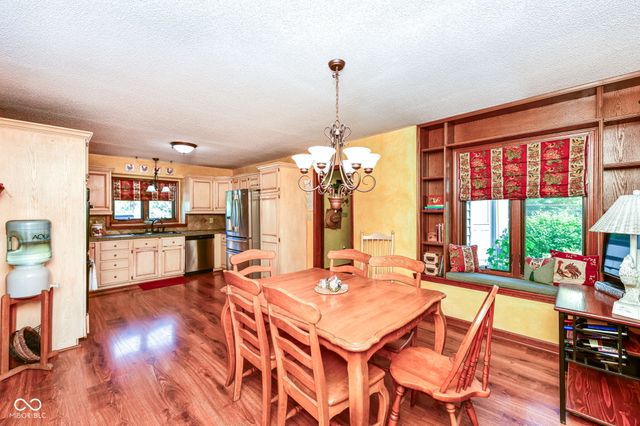 2345 S Honey Creek Road, Greenwood, IN 46143