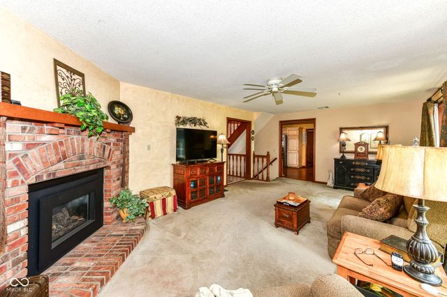 2345 S Honey Creek Road, Greenwood, IN 46143