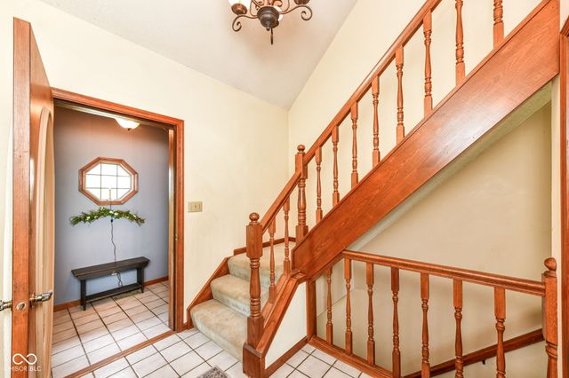 2345 S Honey Creek Road, Greenwood, IN 46143