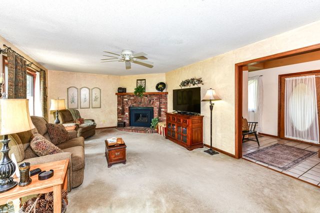 2345 S Honey Creek Road, Greenwood, IN 46143