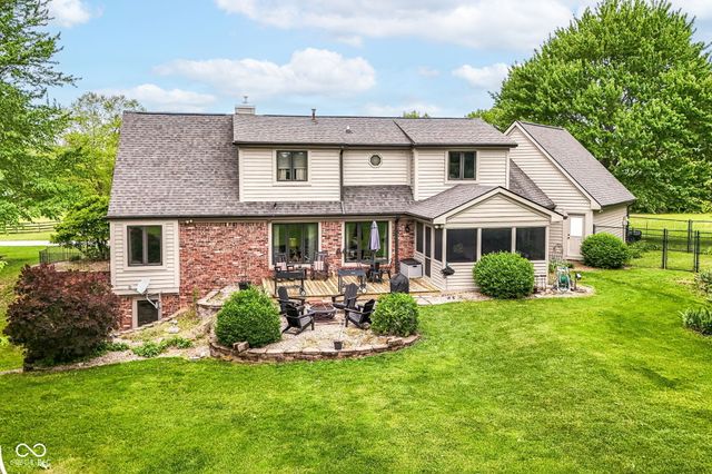 2345 S Honey Creek Road, Greenwood, IN 46143