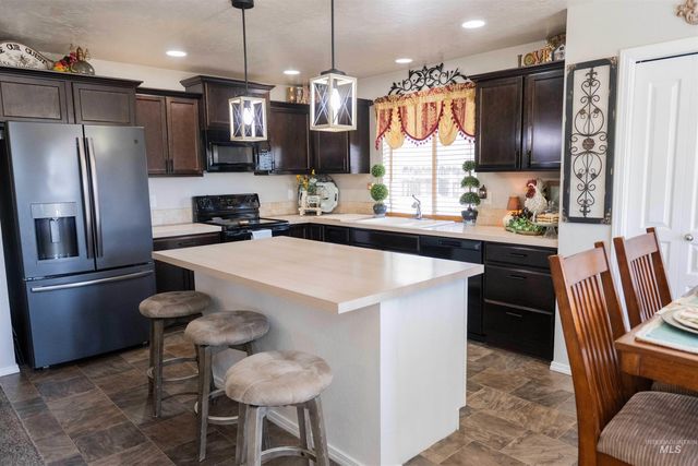 1265 NE Dusty Court, Mountain Home, ID 83647