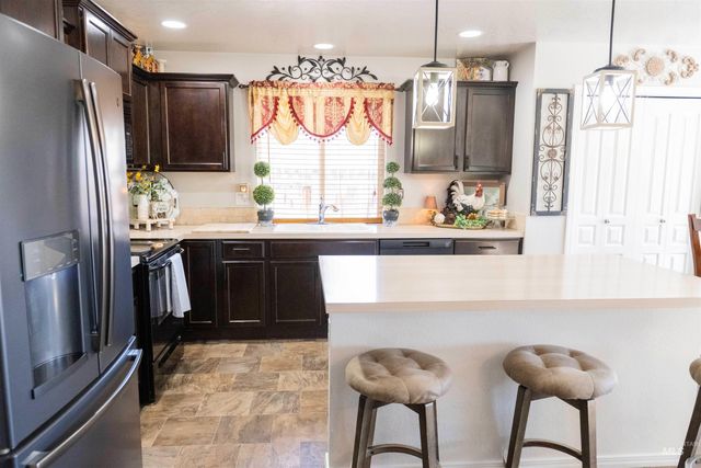 1265 NE Dusty Court, Mountain Home, ID 83647