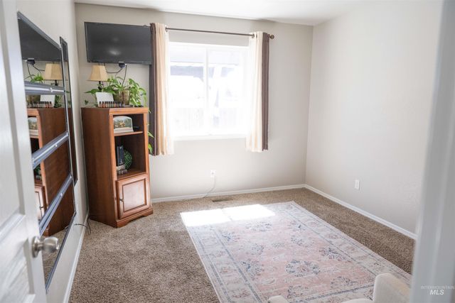 1265 NE Dusty Court, Mountain Home, ID 83647