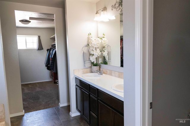 1265 NE Dusty Court, Mountain Home, ID 83647