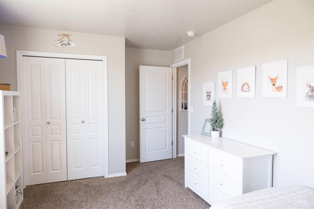 1265 NE Dusty Court, Mountain Home, ID 83647