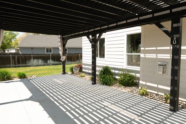 1265 NE Dusty Court, Mountain Home, ID 83647