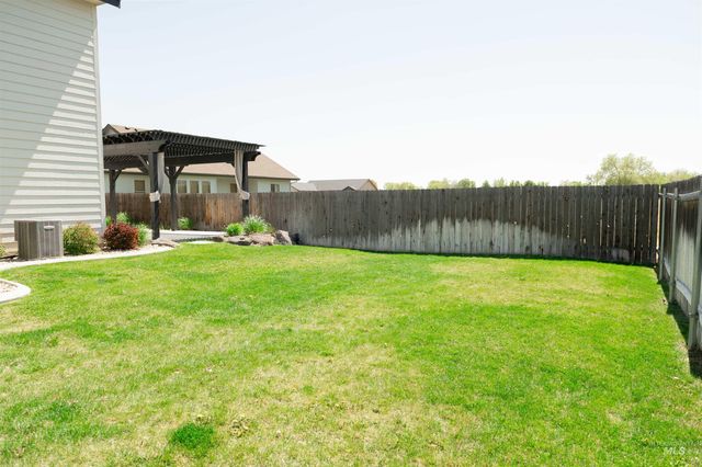 1265 NE Dusty Court, Mountain Home, ID 83647