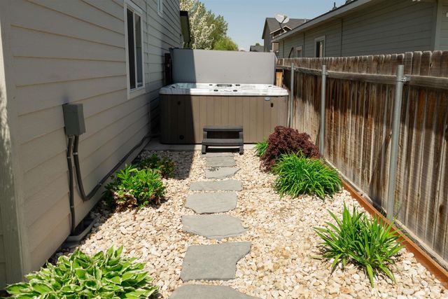 1265 NE Dusty Court, Mountain Home, ID 83647