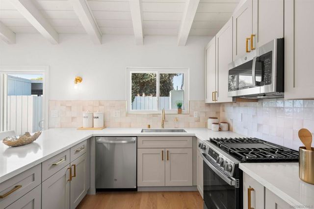 5398 Mount Alifan, San Diego, CA 92111