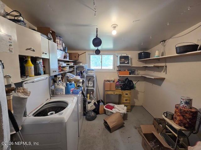 295 BONNLYN Drive, Orange Park, FL 32073