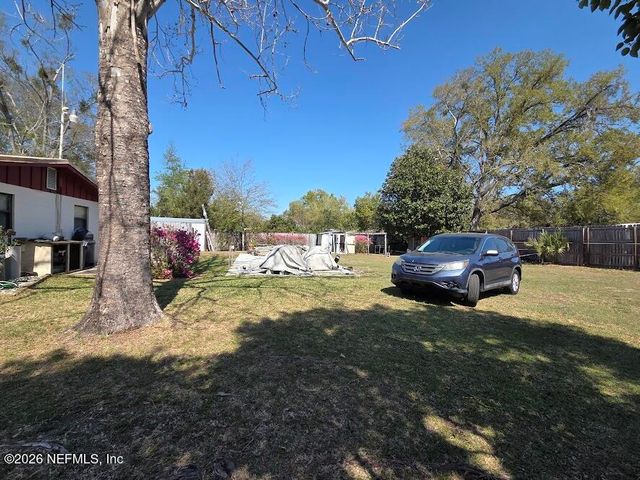 295 BONNLYN Drive, Orange Park, FL 32073