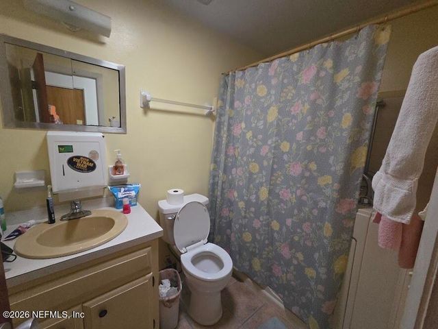 295 BONNLYN Drive, Orange Park, FL 32073