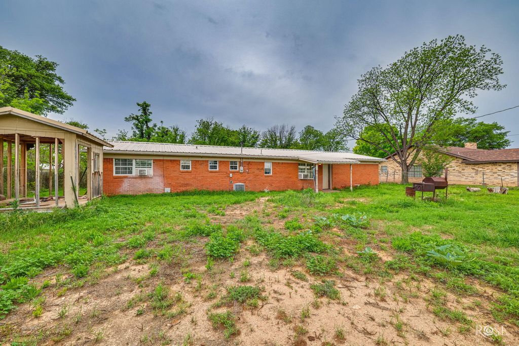 Image 25 of property listing at 7510 Violet Street, San Angelo, TX 76901