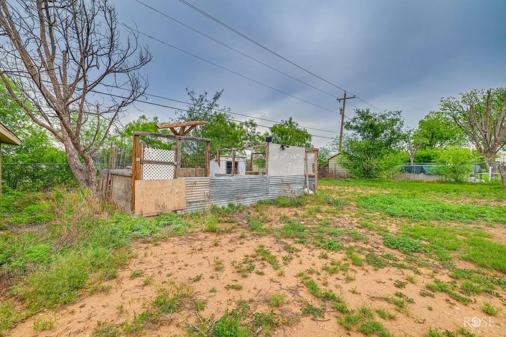 Image 28 of property listing at 7510 Violet Street, San Angelo, TX 76901