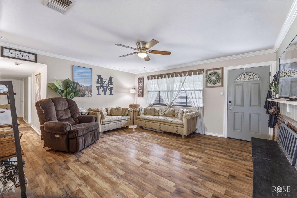 Image 8 of property listing at 7510 Violet Street, San Angelo, TX 76901