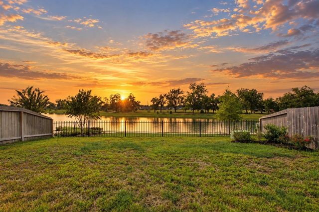 8019 Veneto Green Drive, Richmond, TX 77406