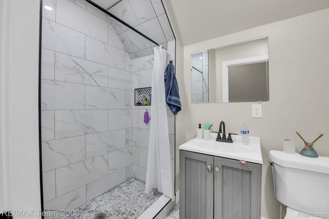 616 ENGLEWOOD Street, Detroit, MI 48202