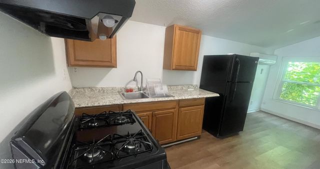 2016 DELLWOOD Avenue, Jacksonville, FL 32204