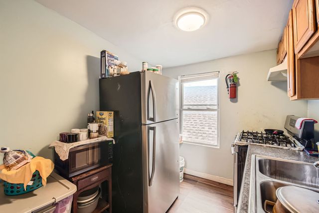 8151 S Bennett Avenue, Chicago, IL 60617