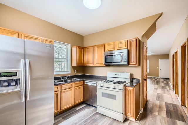 8151 S Bennett Avenue, Chicago, IL 60617