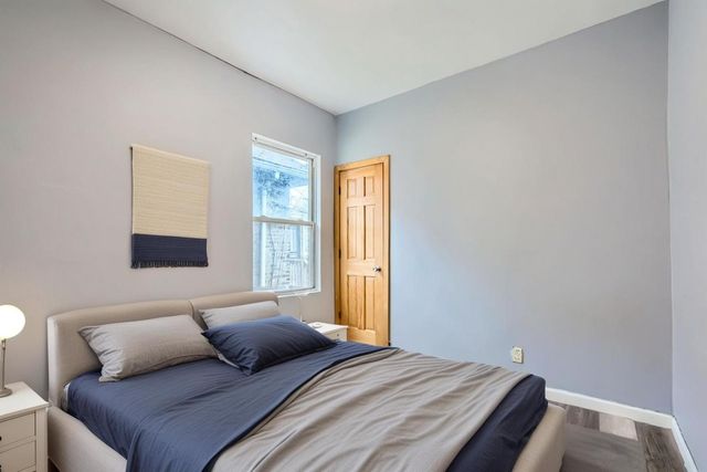 8151 S Bennett Avenue, Chicago, IL 60617