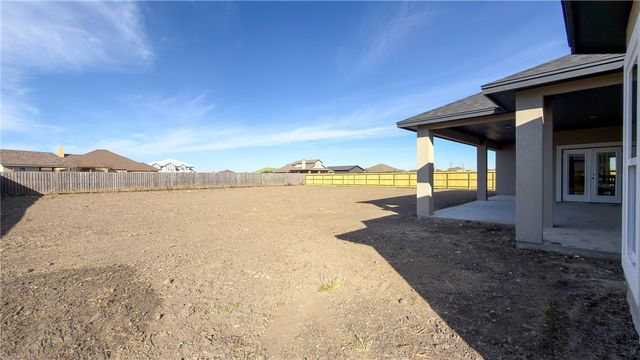 2601 Pacific View St, Corpus Christi, TX 78415