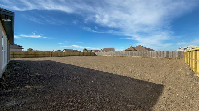 2601 Pacific View St, Corpus Christi, TX 78415