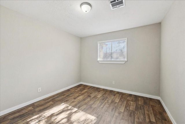 3814 Beverly Avenue, Orange, TX 77632