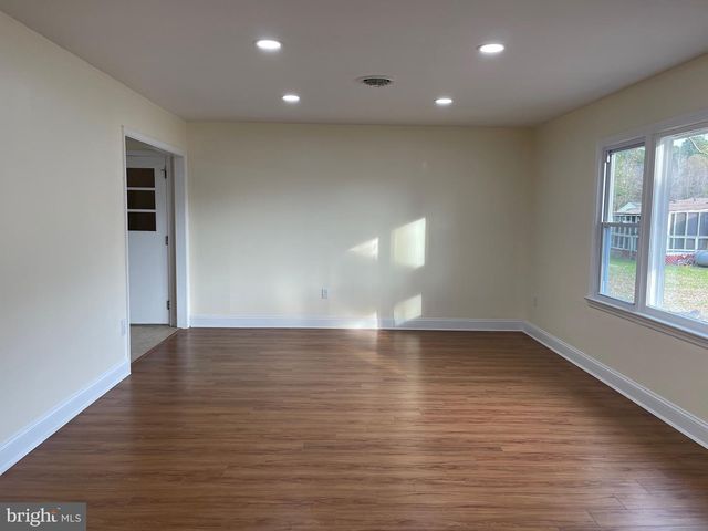 12460 SOMERSET AVE, Princess Anne, MD 21853