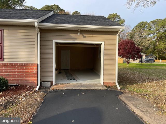 12460 SOMERSET AVE, Princess Anne, MD 21853