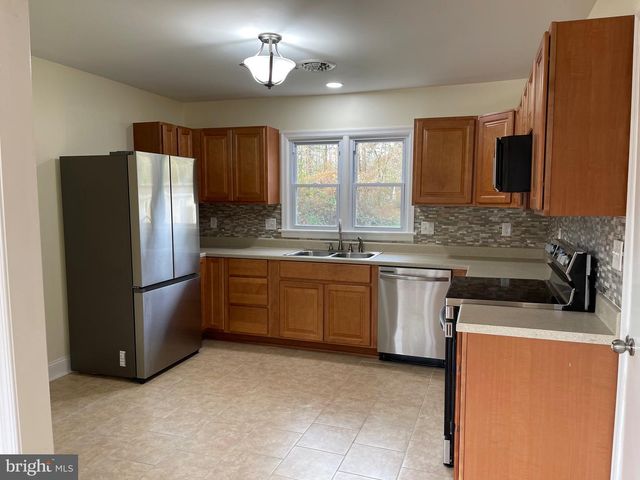 12460 SOMERSET AVE, Princess Anne, MD 21853