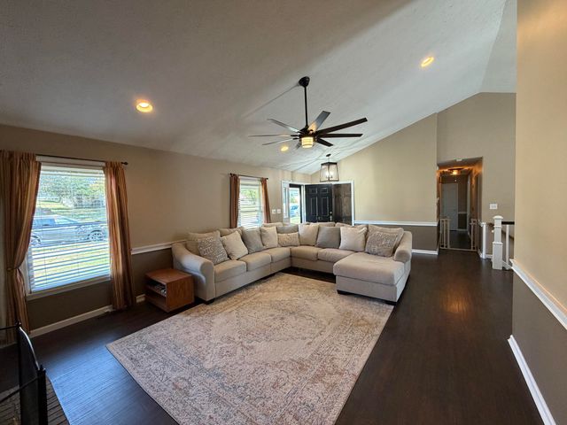 145 Shanahan Lane, Winchester, KY 40391