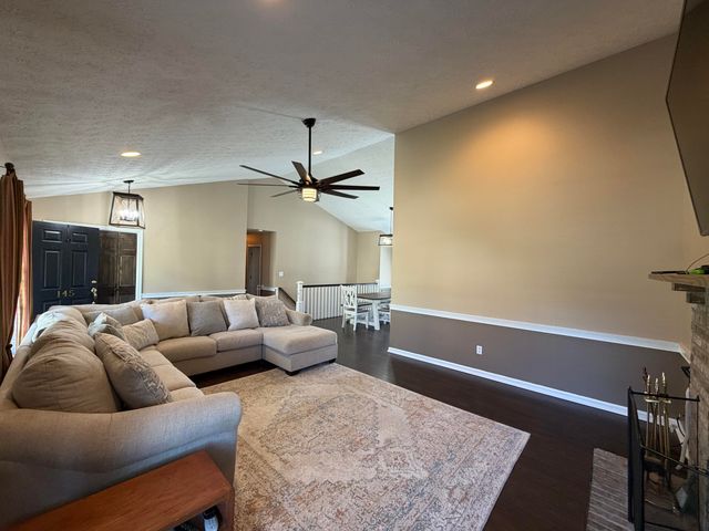 145 Shanahan Lane, Winchester, KY 40391