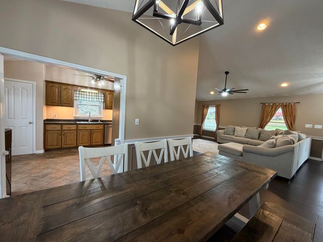 145 Shanahan Lane, Winchester, KY 40391