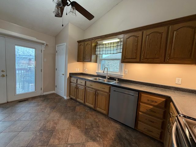 145 Shanahan Lane, Winchester, KY 40391