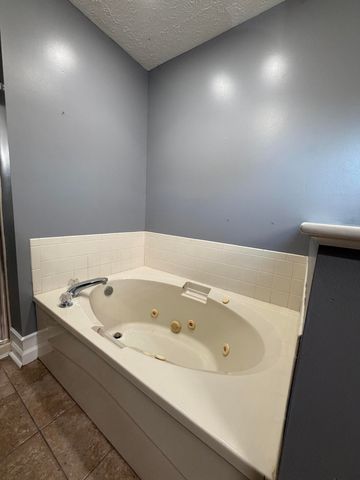 145 Shanahan Lane, Winchester, KY 40391