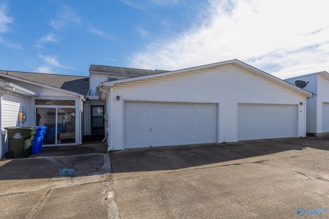 111 Sycamore Place, Athens, AL 35611