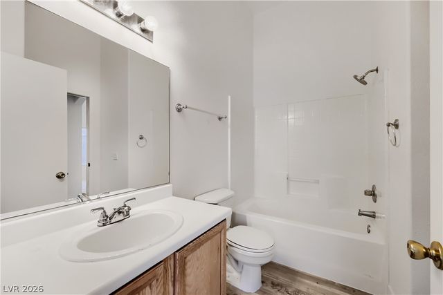 5944 Trickling Descent Street 101, Henderson, NV 89011