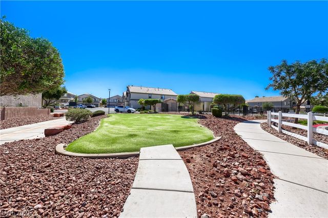 5944 Trickling Descent Street 101, Henderson, NV 89011
