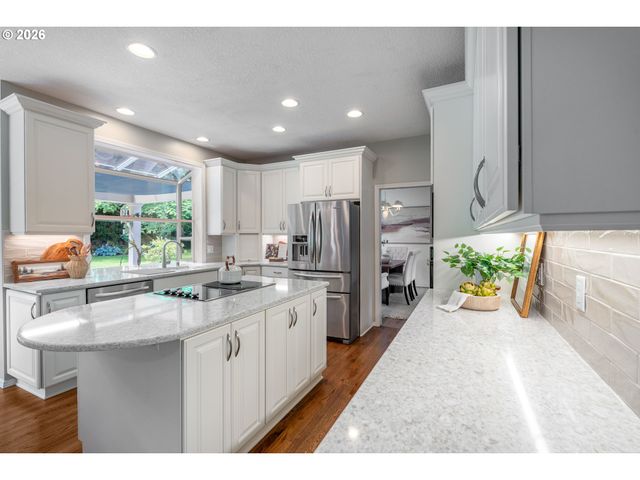 17011 Ne 41ST Cir, Vancouver, WA 98682