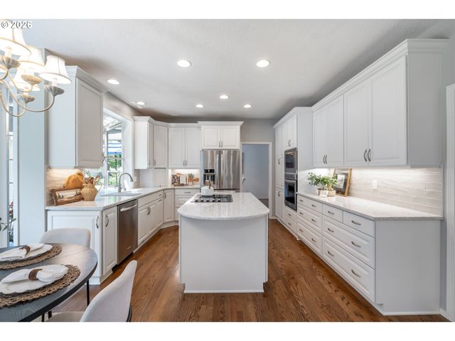 17011 Ne 41ST Cir, Vancouver, WA 98682