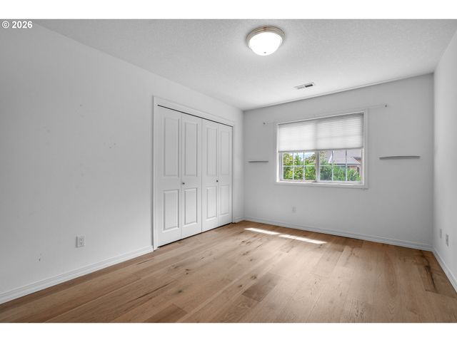 17011 Ne 41ST Cir, Vancouver, WA 98682