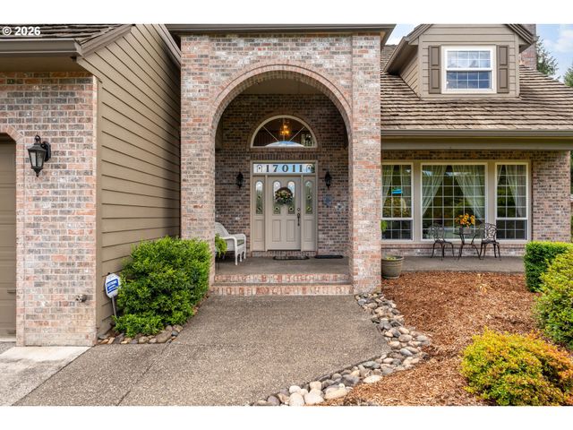 17011 Ne 41ST Cir, Vancouver, WA 98682