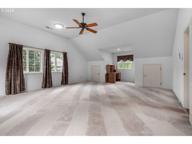17011 Ne 41ST Cir, Vancouver, WA 98682