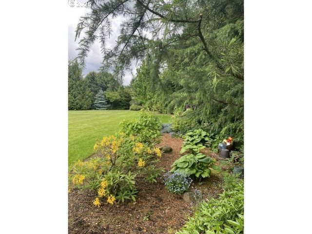 17011 Ne 41ST Cir, Vancouver, WA 98682