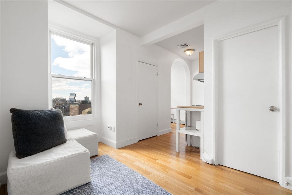 483 Beacon St PH4, Boston, MA 02115